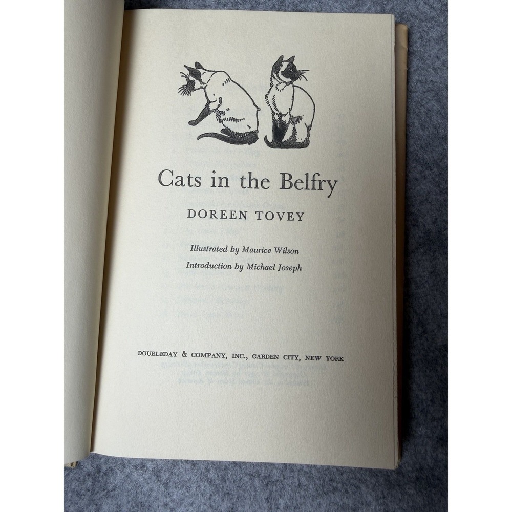 Vintage 1958 Cats in the Belfry Doreen Tovey Book Siamese Cat Grandmacore - Picture 5 of 8